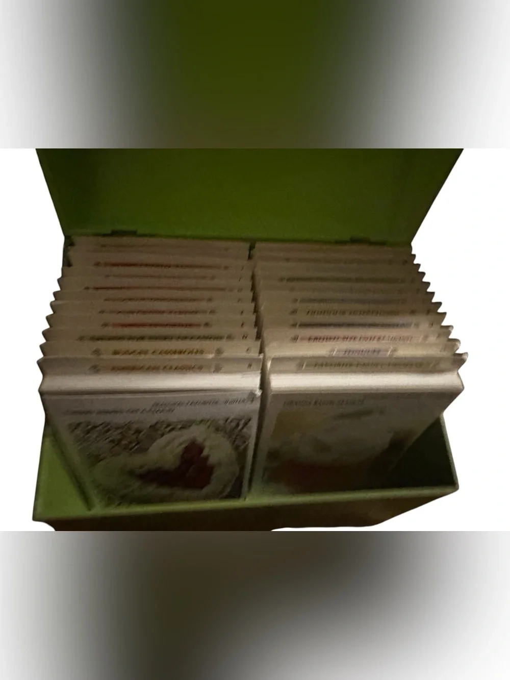 Vintage Betty Crocker Recipe Card Library – Green Plastic Storage Box